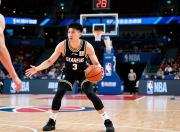 叶润峰全场16中4，三分14中2得到10分3板2助1抢断