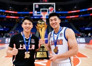 冠军阵容再添强援！上海海港锁定浙江队岳鑫、泰山队卢永涛