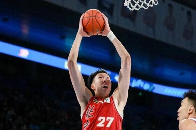 关于周琦31分曾凡博28+10首钢大胜福建广东胜广州的信息